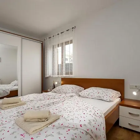 Apartment Apartman Nina 2 Poreč