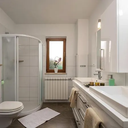 Apartman Nina 2 Apartment