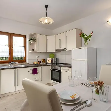 Apartman Nina 2 Apartment Poreč